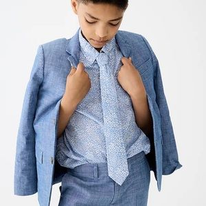 Boys' Thompson suit jacket and pants size 12. Worn once only!